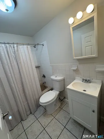 $1,990 | 43 Hiltbrand Road, Unit 28, Bristol, CT 06010