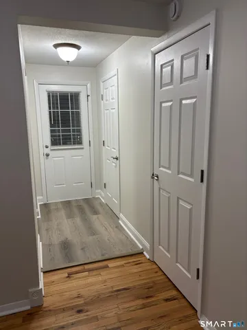 $1,990 | 43 Hiltbrand Road, Unit 28, Bristol, CT 06010