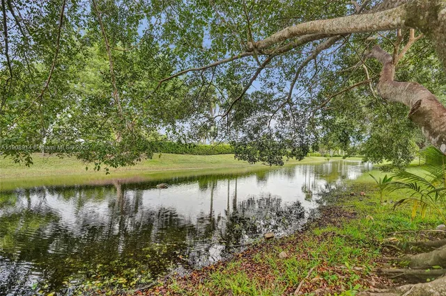 $8,500 | 21190 North Sweetwater Lane, Boca Raton, FL 33428