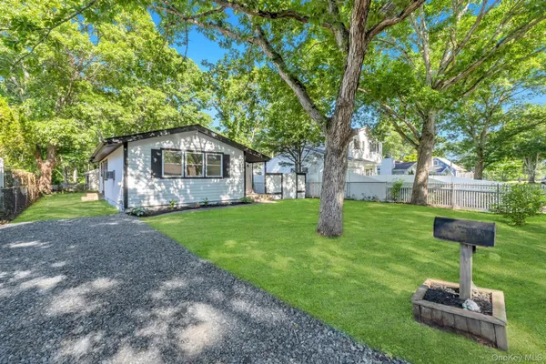 $469,000 | 35 Terry Drive, Mastic, NY 11950