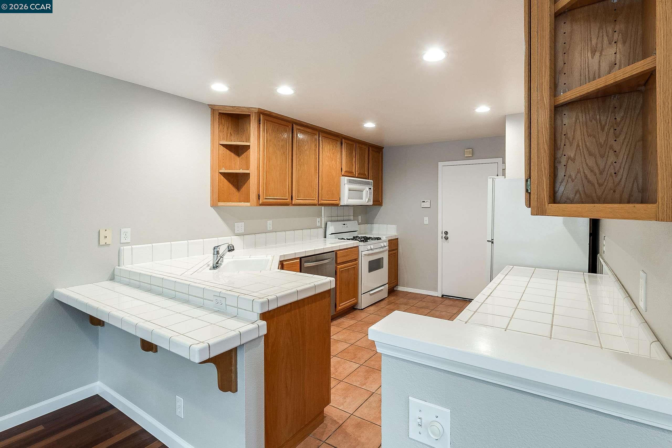 435 Regal Lily Lane San Ramon, CA 94582 - Photo 13 of 30