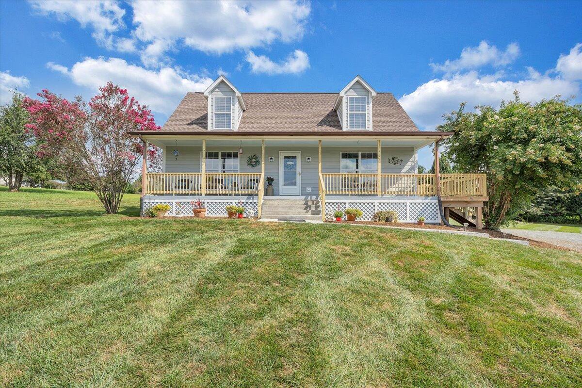 155 Mallard Cove Road Moneta, VA 24121 - Photo 41 of 51 a front view of a house with a yard