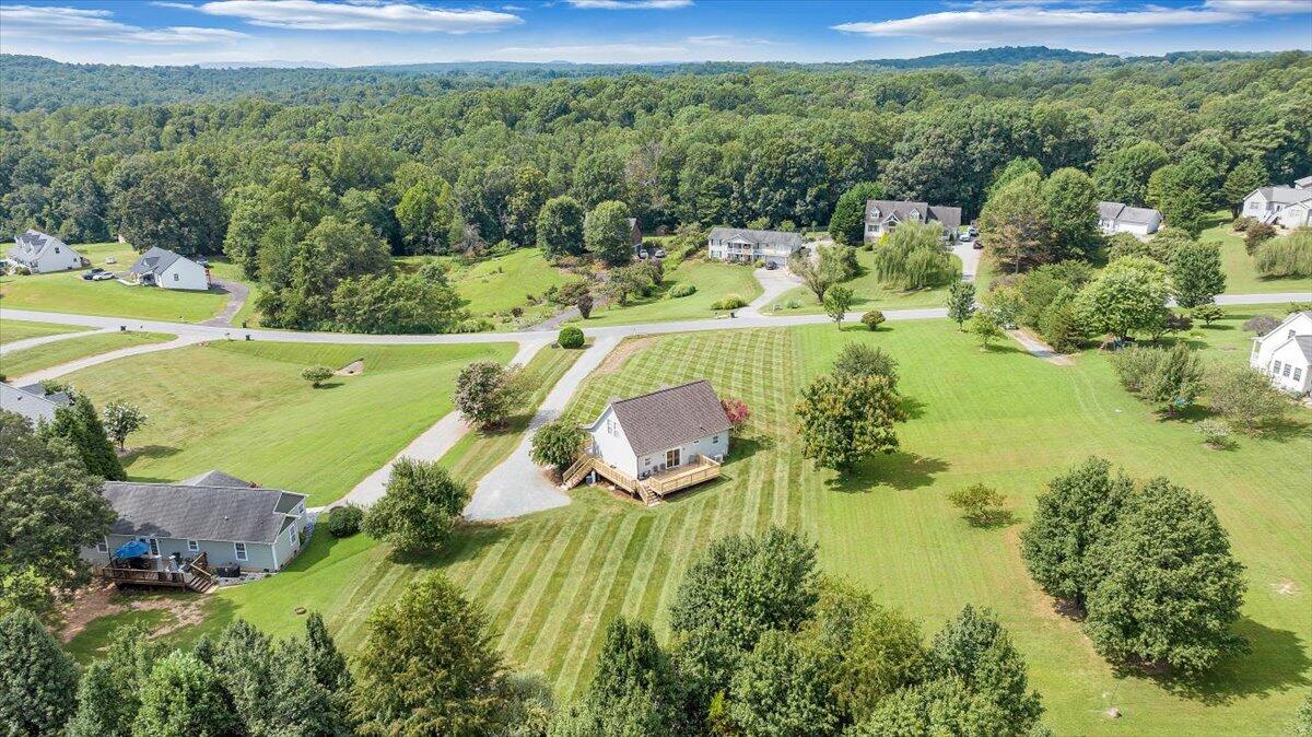 155 Mallard Cove Road Moneta, VA 24121 - Photo 43 of 51 an aerial view of a houses with a yard