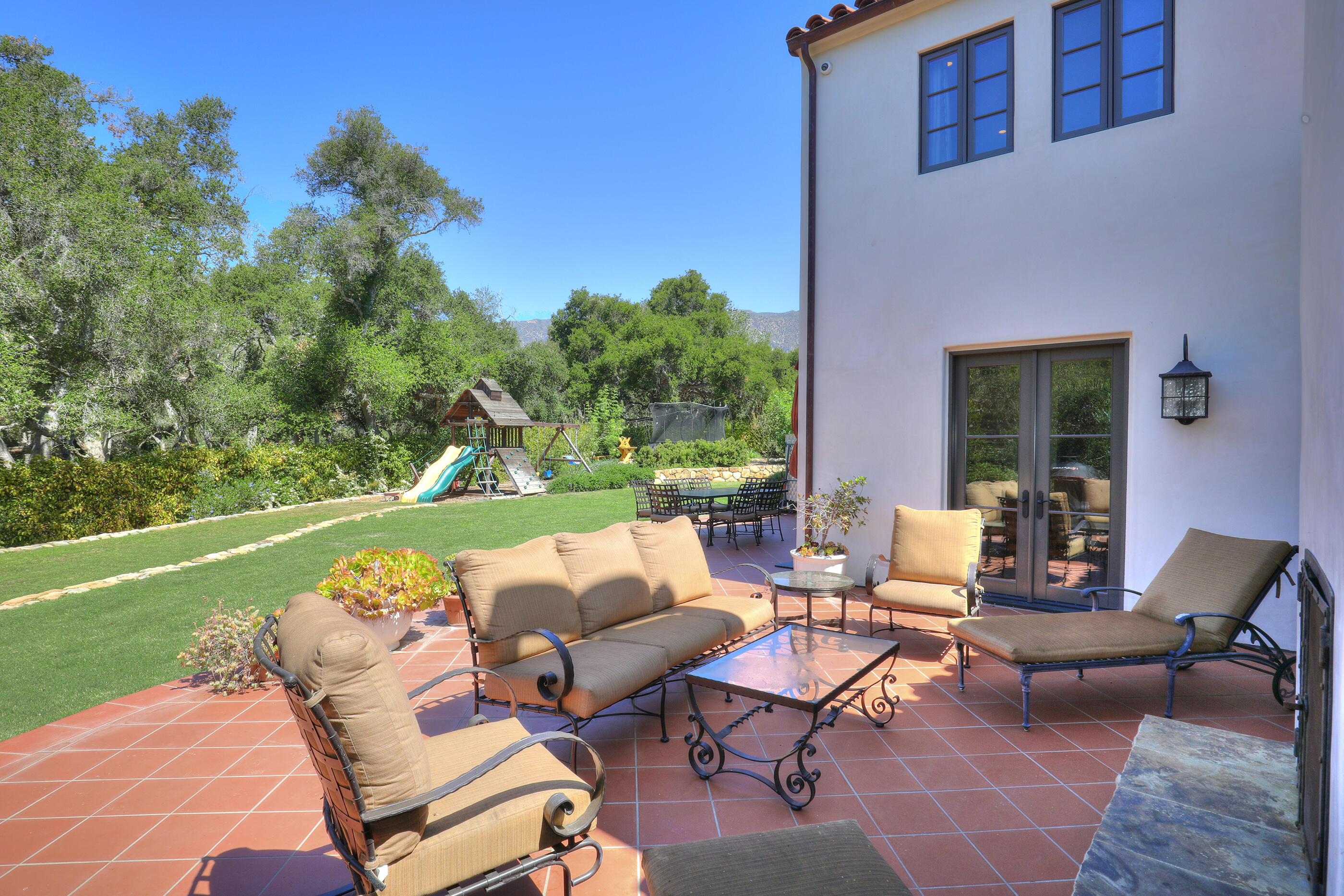 311 Ennisbrook Drive Montecito, CA 93108 - Photo 27 of 31 a outdoor living space with furniture and garden
