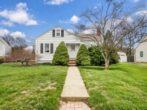 $449,000 | 339 North 8th Avenue, Manville, NJ 08835