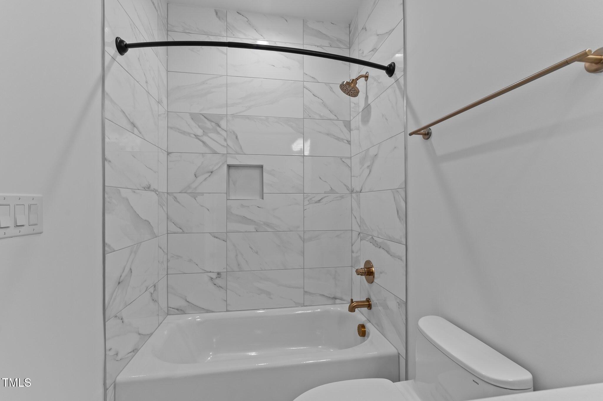 861 Wimbleton Drive Raleigh, NC 27609 - Photo 46 of 64 47-web-or-mls-DSC_3216