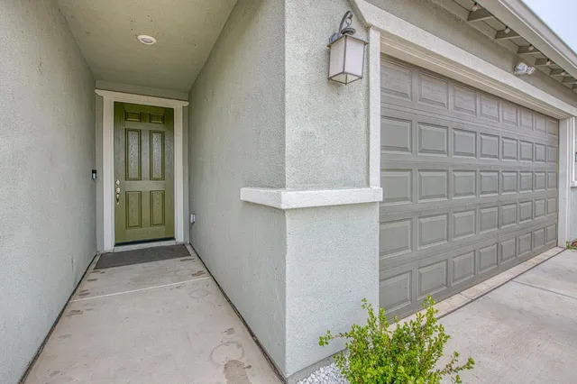 a view of room with window