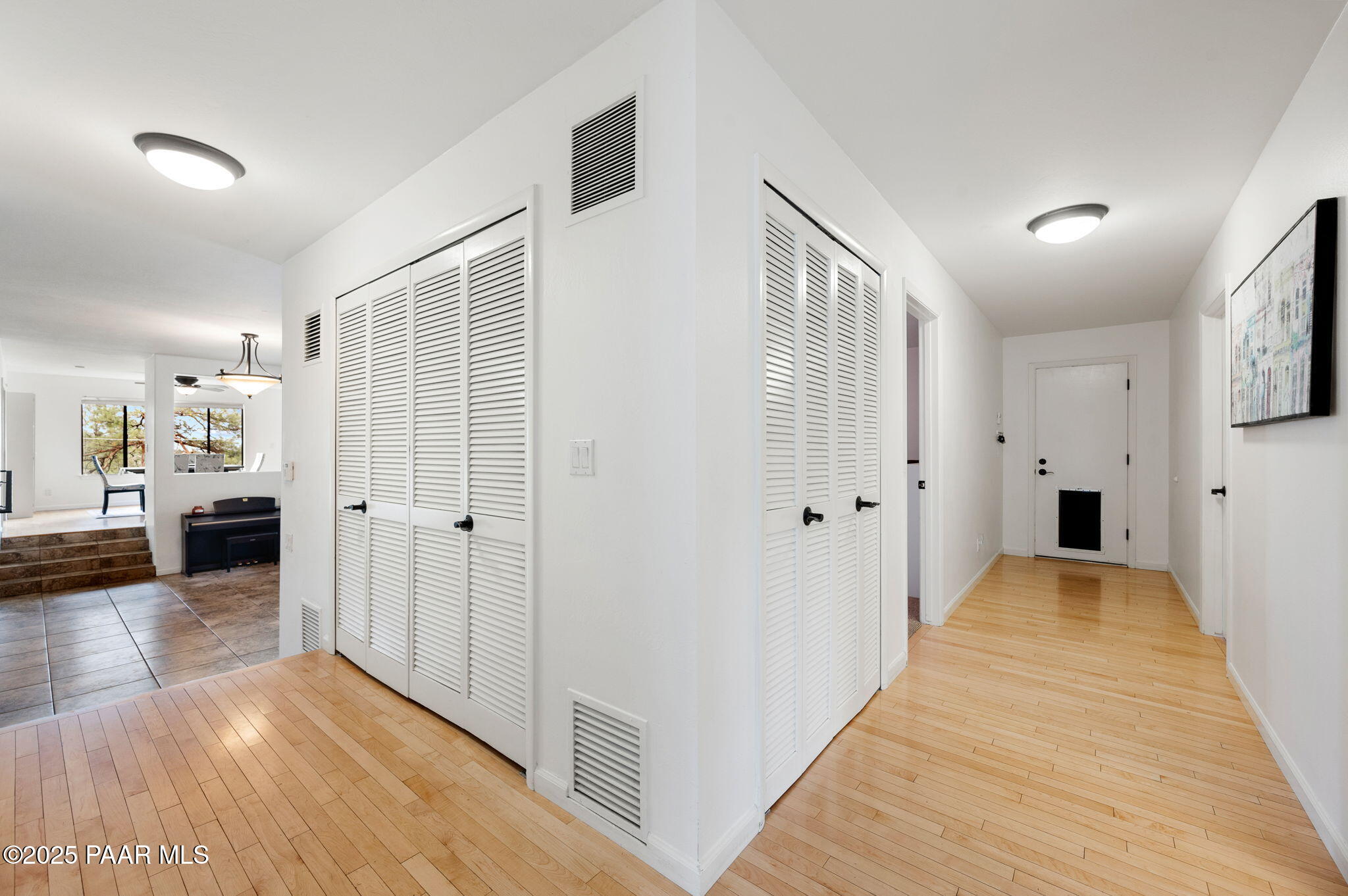 2008 Forest Hills Road Prescott, AZ 86303 - Photo 22 of 43 Hallway