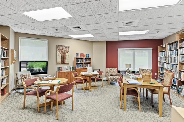 $149,000 | 6615 Lake Shore Drive South, Unit 900, Richfield, MN 55423