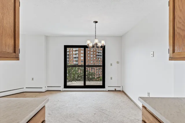 $149,000 | 6615 Lake Shore Drive South, Unit 900, Richfield, MN 55423