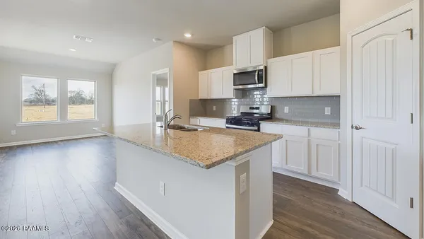 $258,000 | 138 Lake Ridge Drive, Broussard, LA 70518