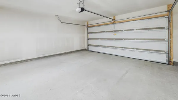 $258,000 | 138 Lake Ridge Drive, Broussard, LA 70518