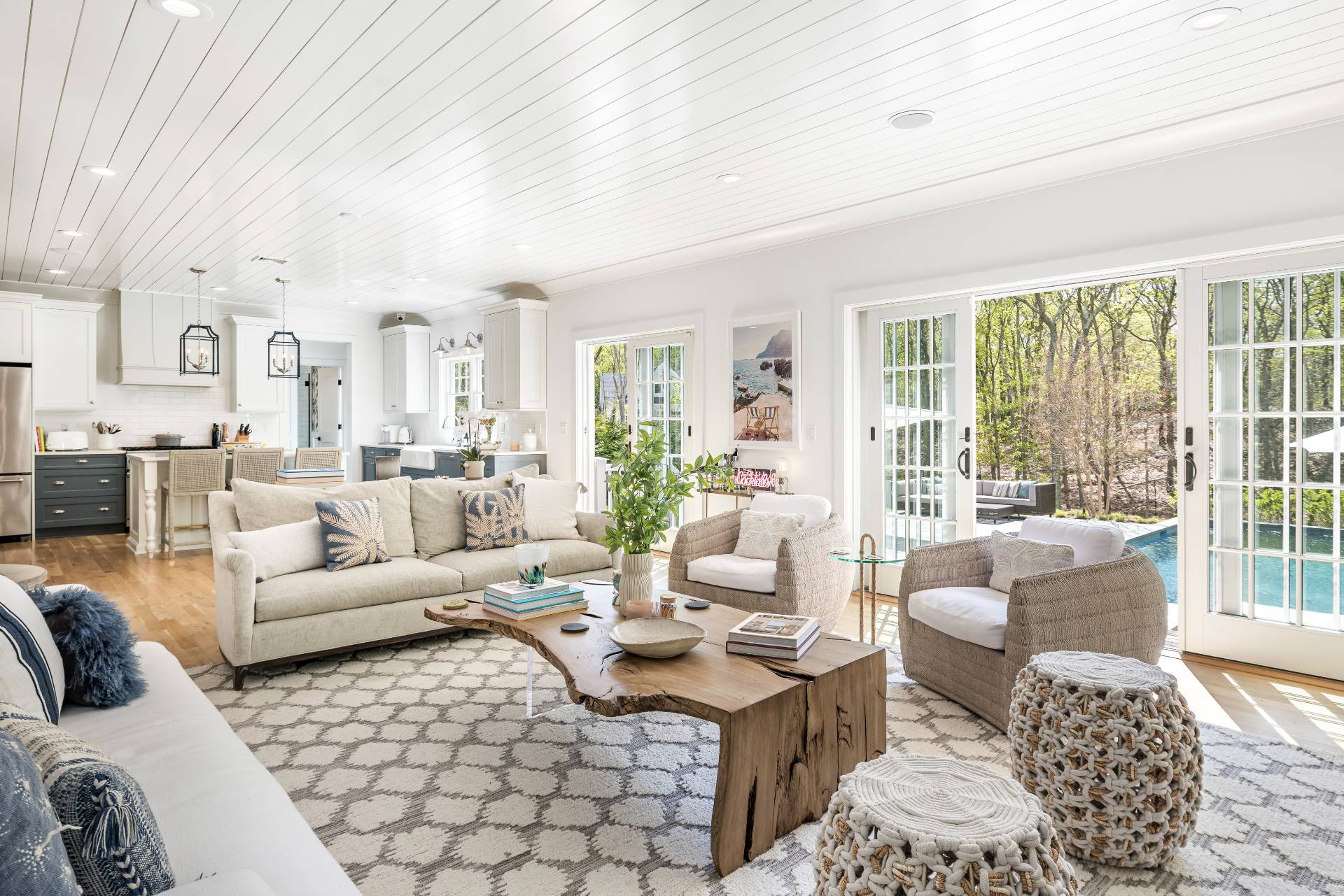 7 Park Street East Hampton, NY 11937 - Photo 4 of 23 a living room with furniture and a large window