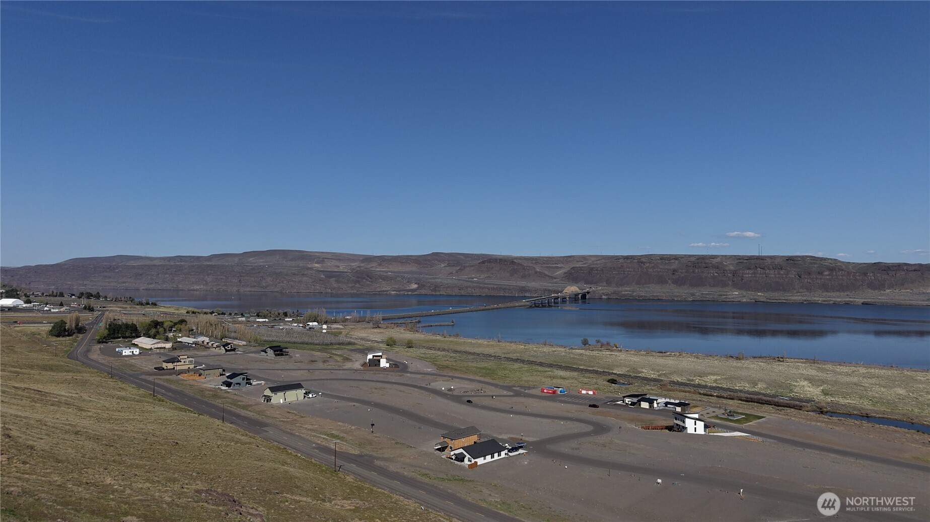 531 Bridgeview Drive Vantage, WA 98950 - Photo 3 of 17