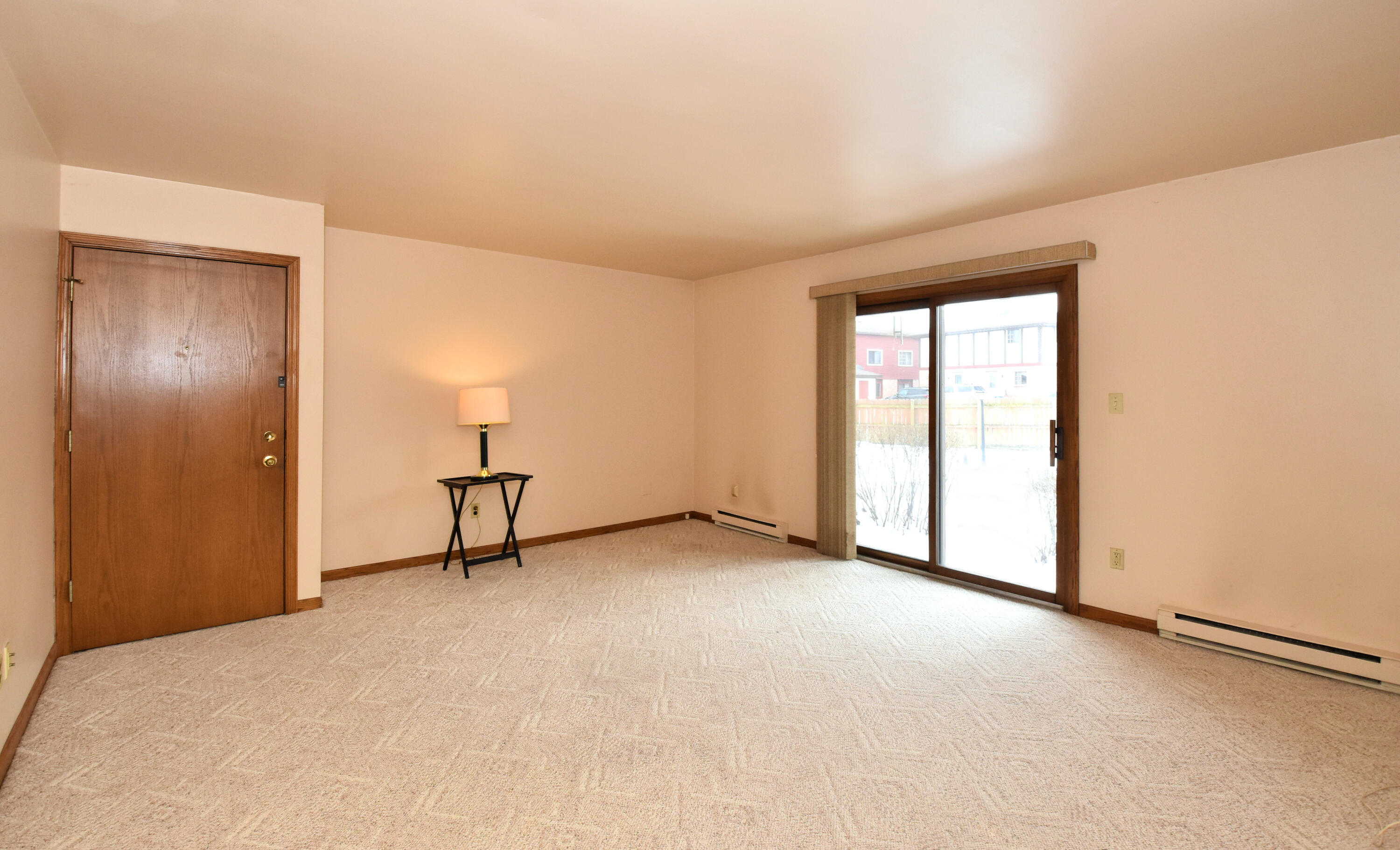 3621 St Andrews Court, Unit 107 Racine, WI 53405 - Photo 2 of 26 Living Room
