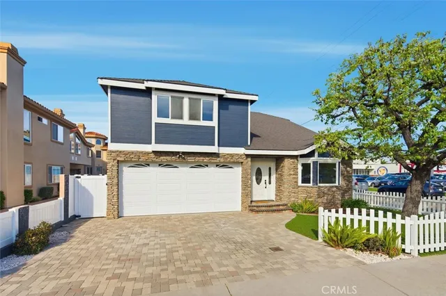 $1,795,000 | 2315 Nelson Avenue, Redondo Beach, CA 90278