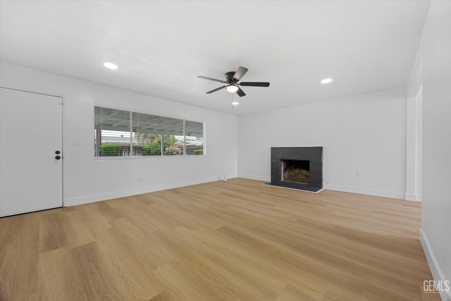 Undisclosed Address Bakersfield, CA 93304 - Photo 14 of 46