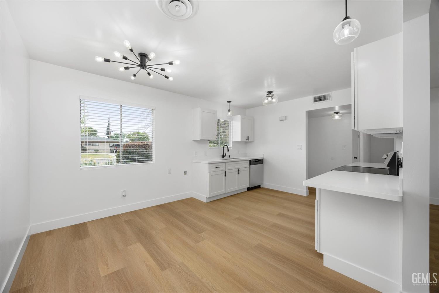 Undisclosed Address Bakersfield, CA 93304 - Photo 10 of 46