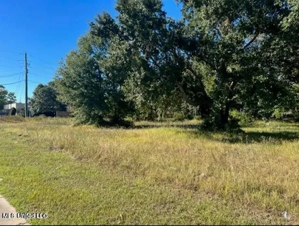 $350,000 | 2186 Pass Road, Biloxi, MS 39531