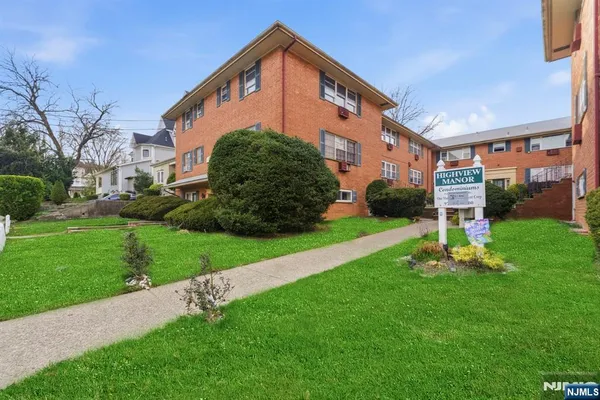 $298,888 | 50-56 High Street, Unit 2, Passaic, NJ 07055