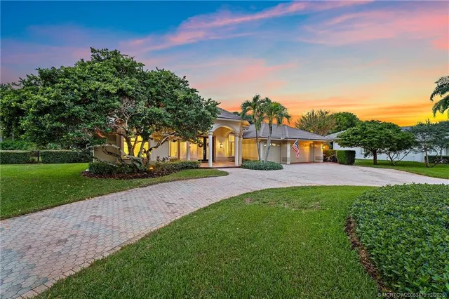 $925,000 | 2609 Southwest Mayacoo Way, Palm City, FL 34990