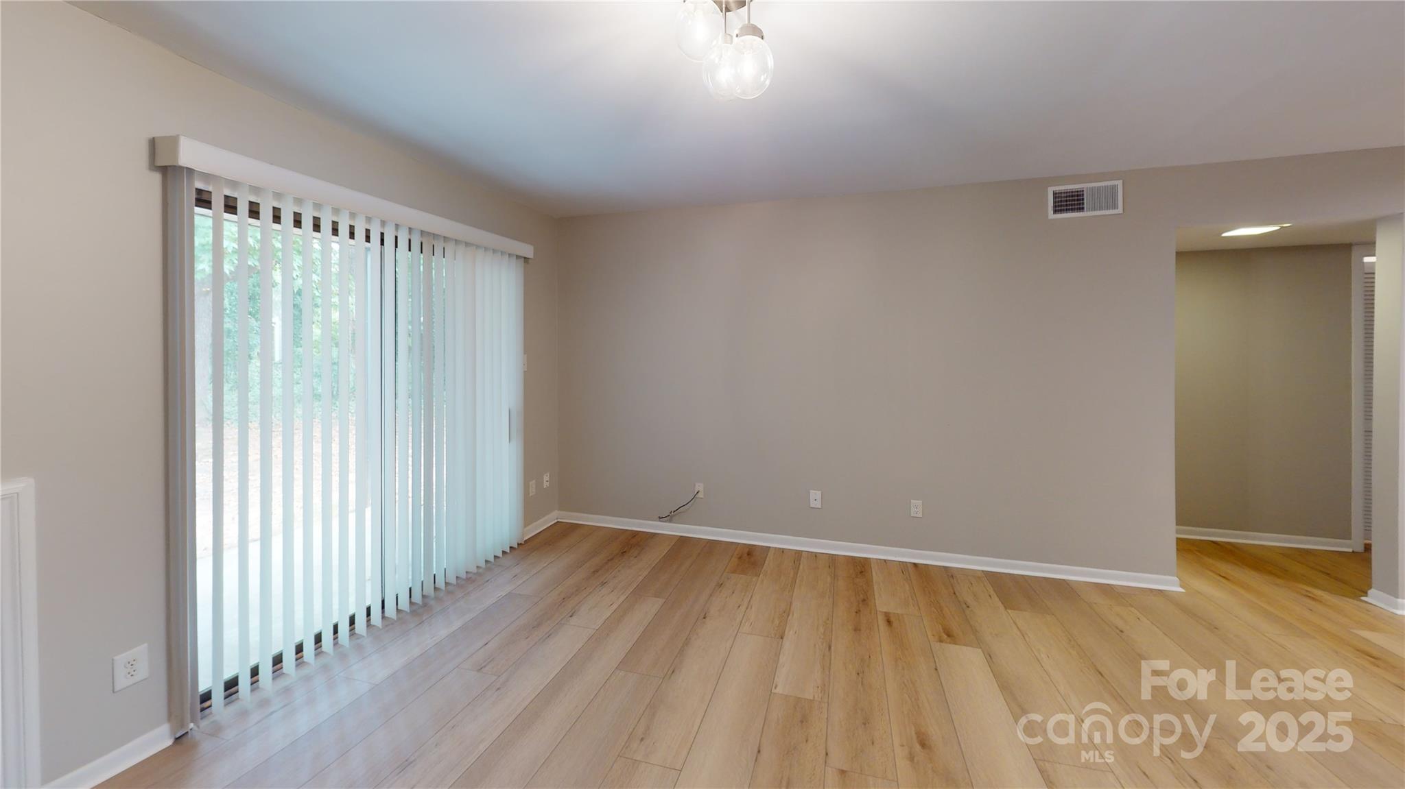 6100 Heathstone Lane, Unit B Charlotte, NC 28210 - Photo 4 of 19