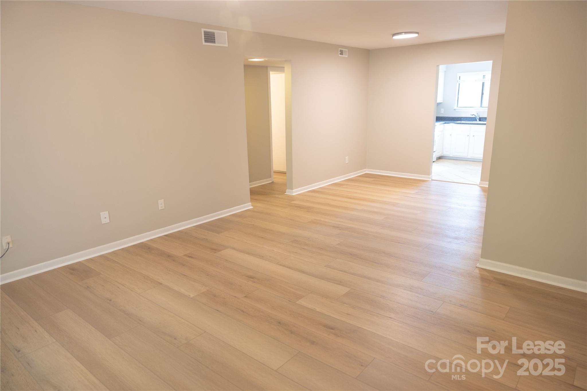 6100 Heathstone Lane, Unit B Charlotte, NC 28210 - Photo 9 of 19