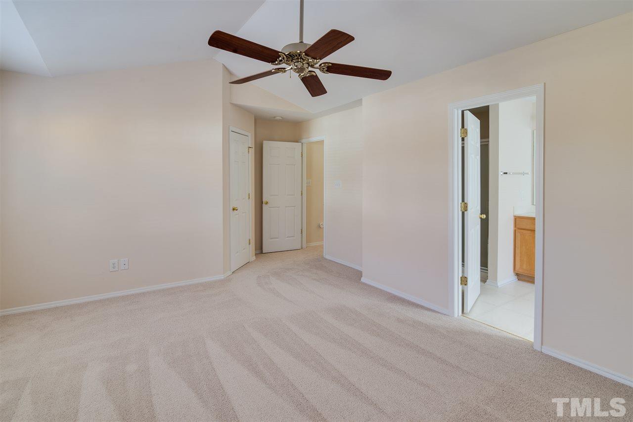 8319 Rubblestone Path Raleigh, NC 27613 - Photo 15 of 28