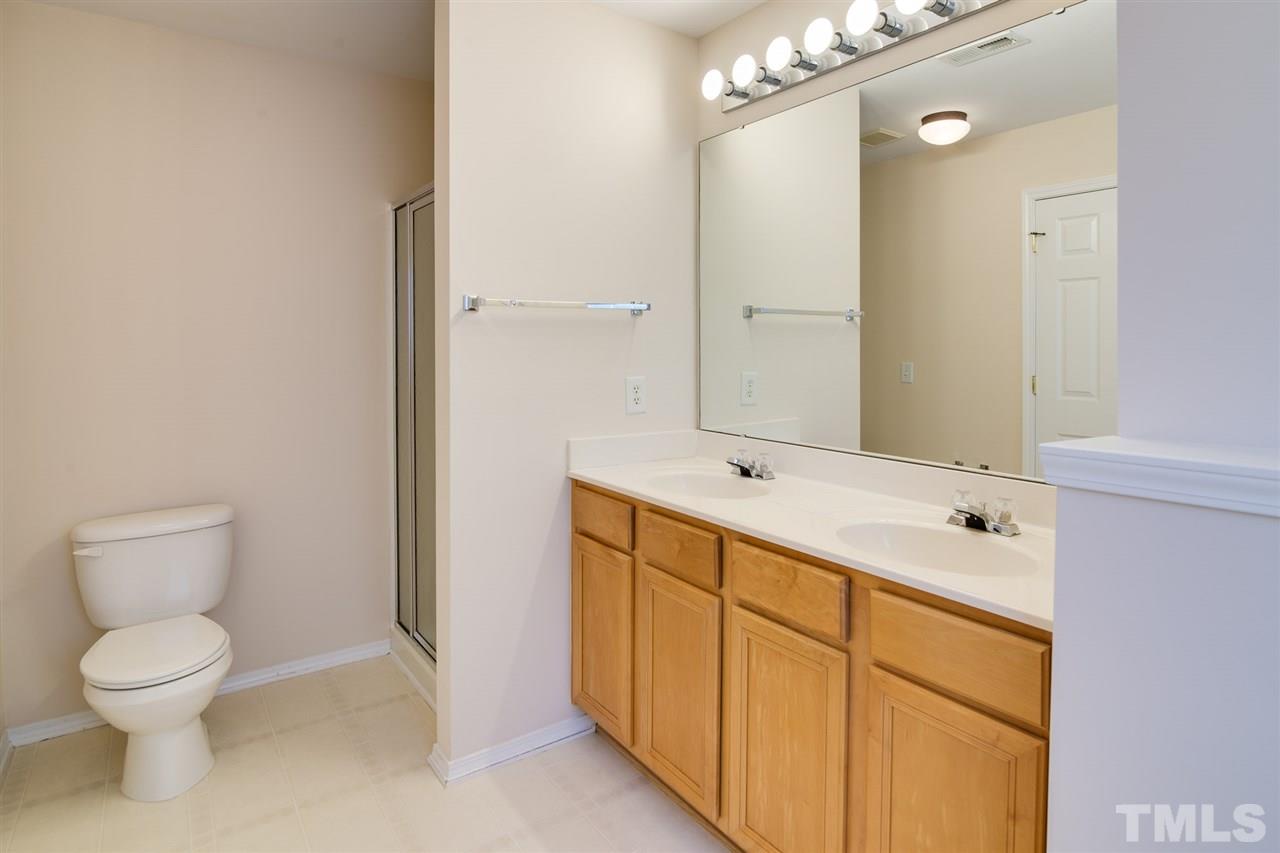 8319 Rubblestone Path Raleigh, NC 27613 - Photo 16 of 28