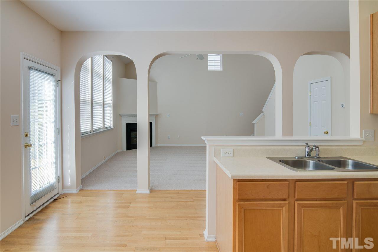 8319 Rubblestone Path Raleigh, NC 27613 - Photo 8 of 28