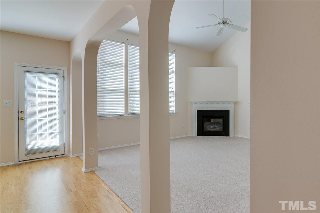 8319 Rubblestone Path Raleigh, NC 27613 - Photo 10 of 28