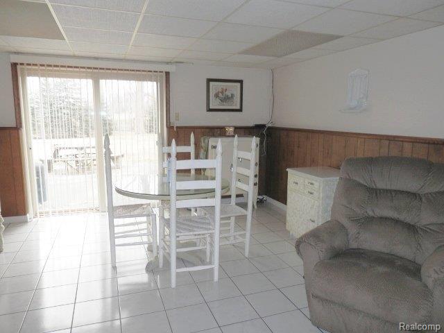 Grafton 14520 Family Room.jpg