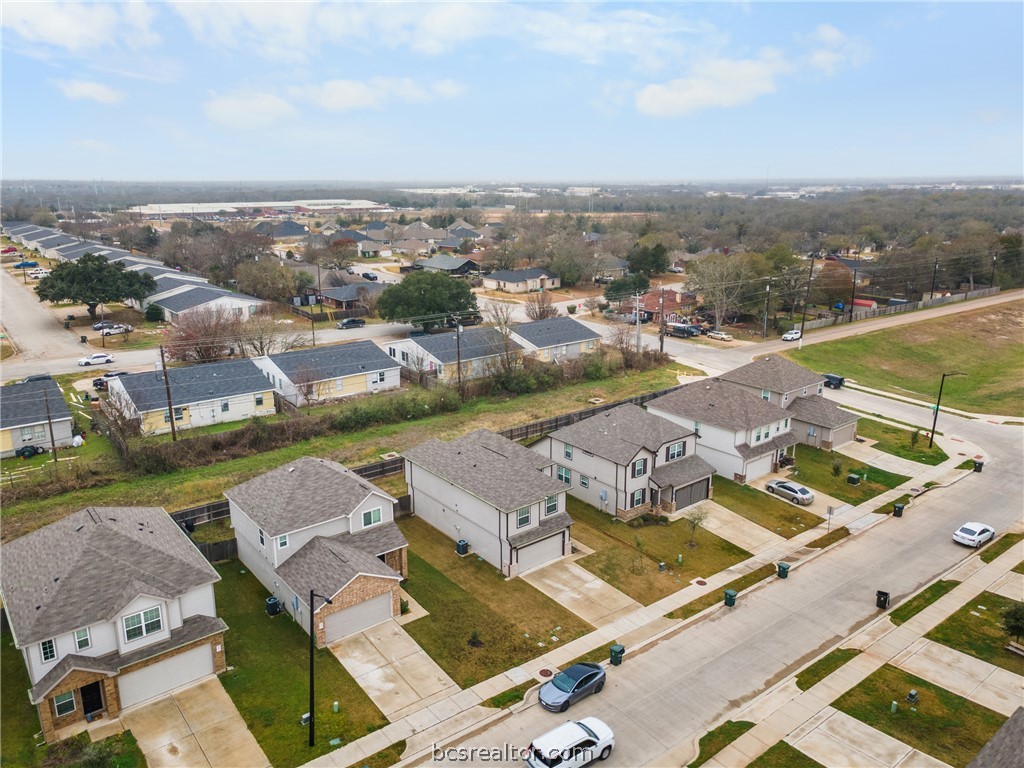 984 Crossing Drive Bryan, TX 77803 - Photo 29 of 29 an aerial view of residential houses with outdoor space