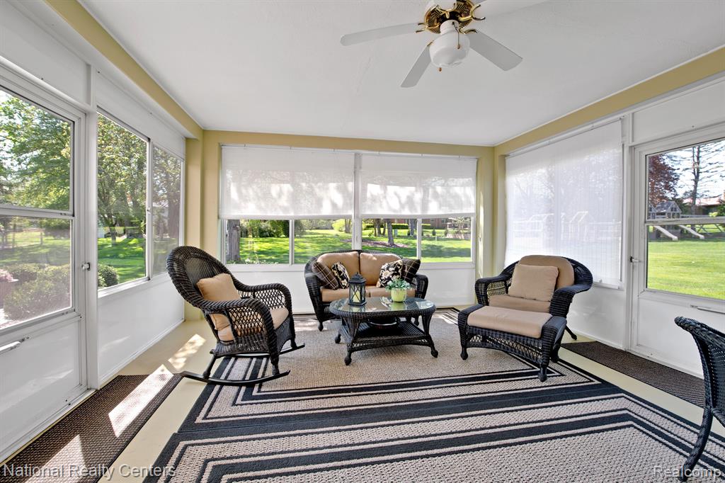 855 Bridgestone Drive Rochester Hills, MI 48309 - Photo 22 of 41