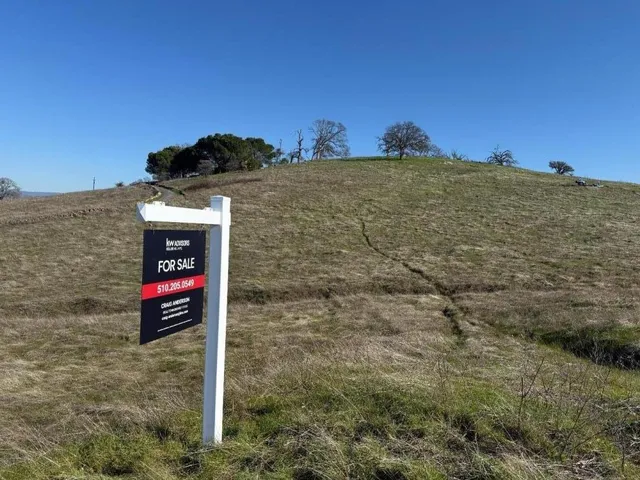 a partial view of a building