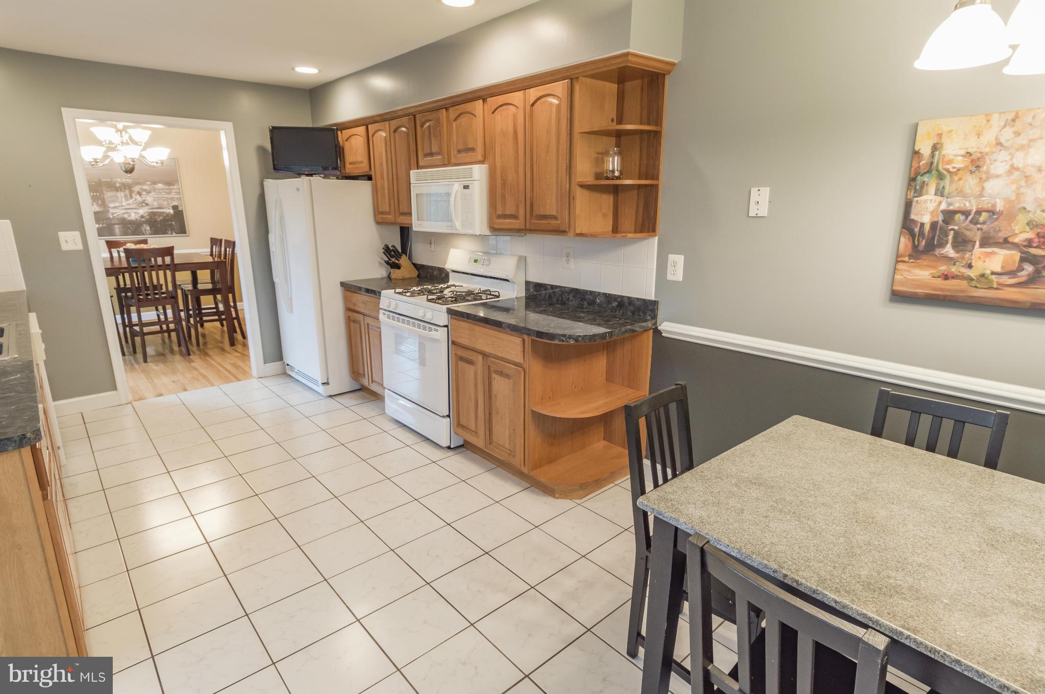 5912 Hillside Road St. Leonard, MD 20685 - Photo 11 of 30 Kitchen