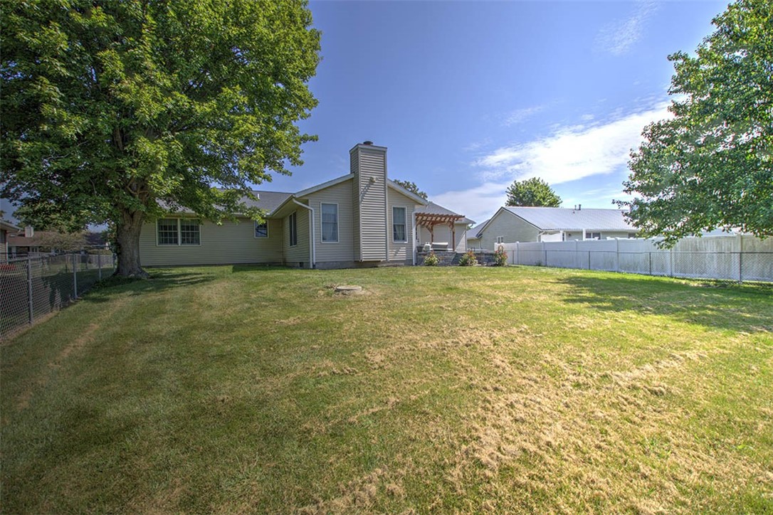 6865 Angela Drive Decatur, IL 62521 - Photo 23 of 28