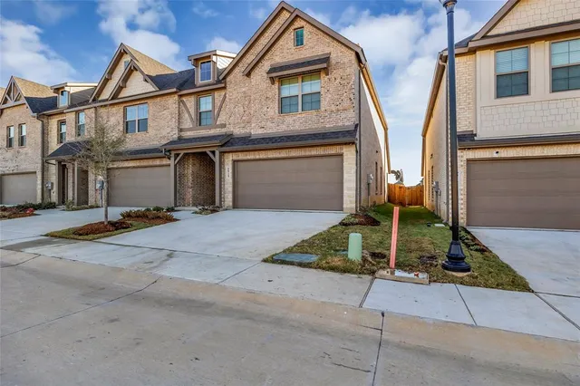 $2,650 | 6915 Yellow Hammer Way, Arlington, TX 76001