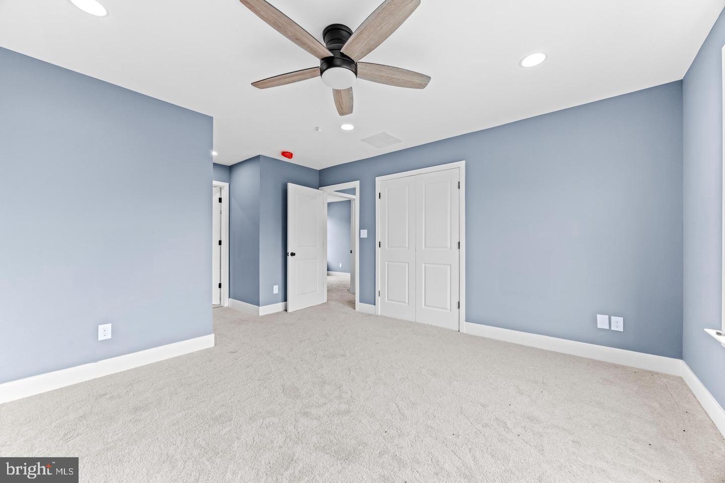 3941 North Point Road Dundalk, MD 21222 - Photo 20 of 34 Primary Bedroom