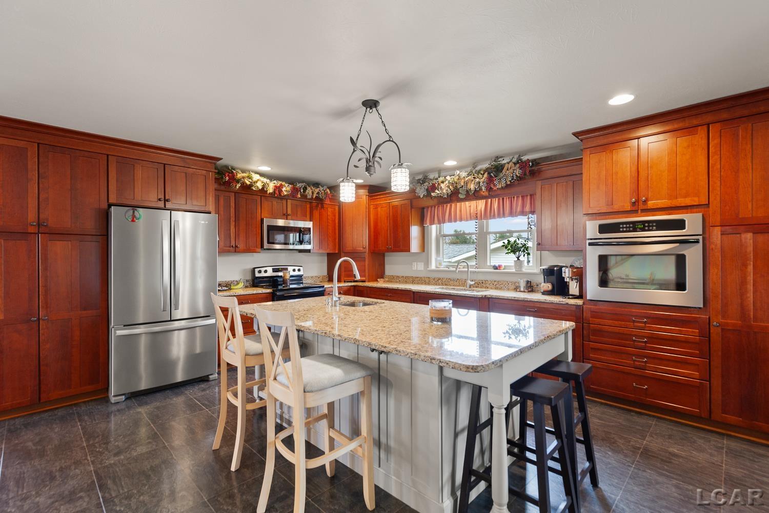 144 Washington Lake Road Brooklyn, MI 49230 - Photo 4 of 71