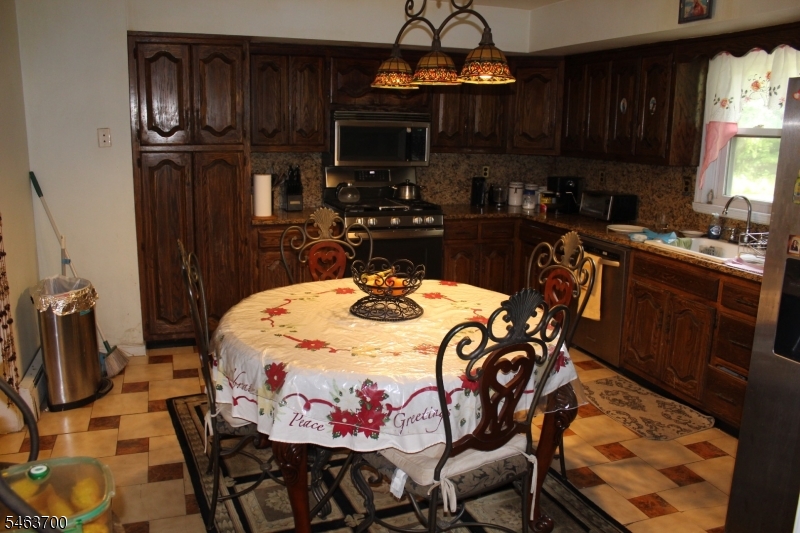 37 Center Grove Road Randolph, NJ 07869 - Photo 19 of 45 Gallery Image 19