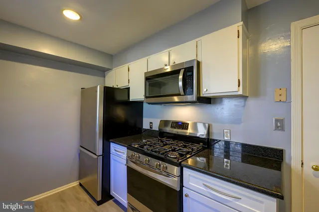 $2,500 | 9848 Hollow Glen Place, Unit 2552A, Silver Spring, MD 20910