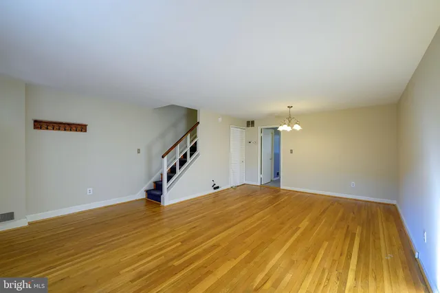 $2,500 | 9848 Hollow Glen Place, Unit 2552A, Silver Spring, MD 20910