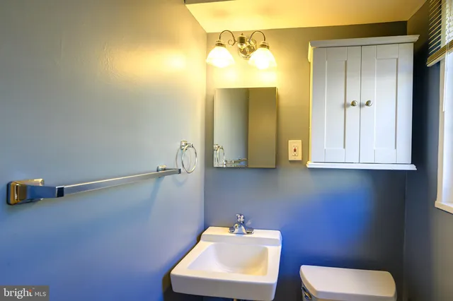 $2,500 | 9848 Hollow Glen Place, Unit 2552A, Silver Spring, MD 20910