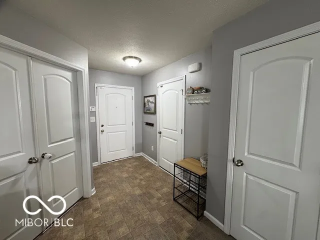 $256,000 | 2987 West Longbranch Drive, Monrovia, IN 46157