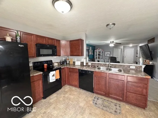 $256,000 | 2987 West Longbranch Drive, Monrovia, IN 46157