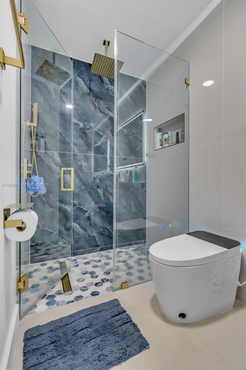 46 Northeast 164th Street Miami, FL 33162 - Photo 22 of 60