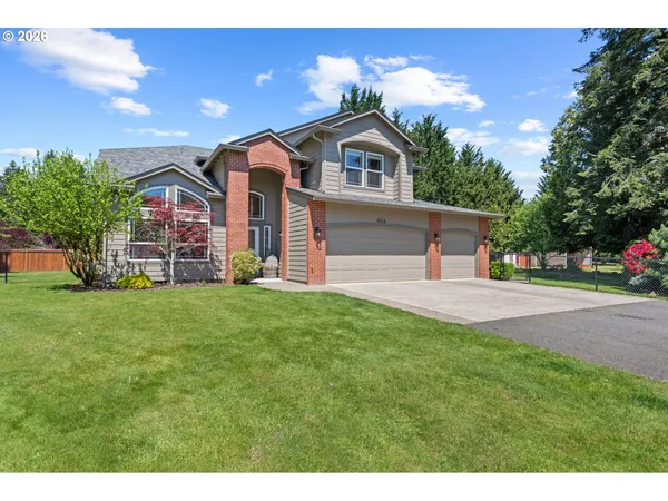 $884,900 | 9816 Northeast 322nd Street, La Center, WA 98629