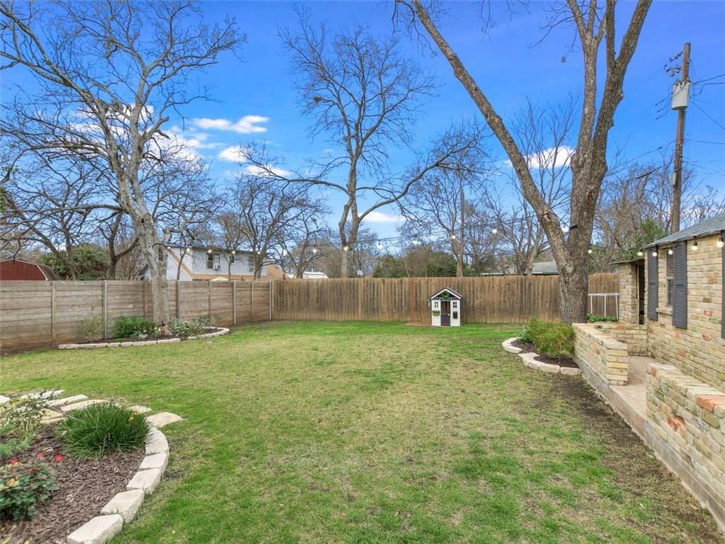 1900 Ohlen Road Austin, TX 78757 - Photo 27 of 34 View of fenced backyard