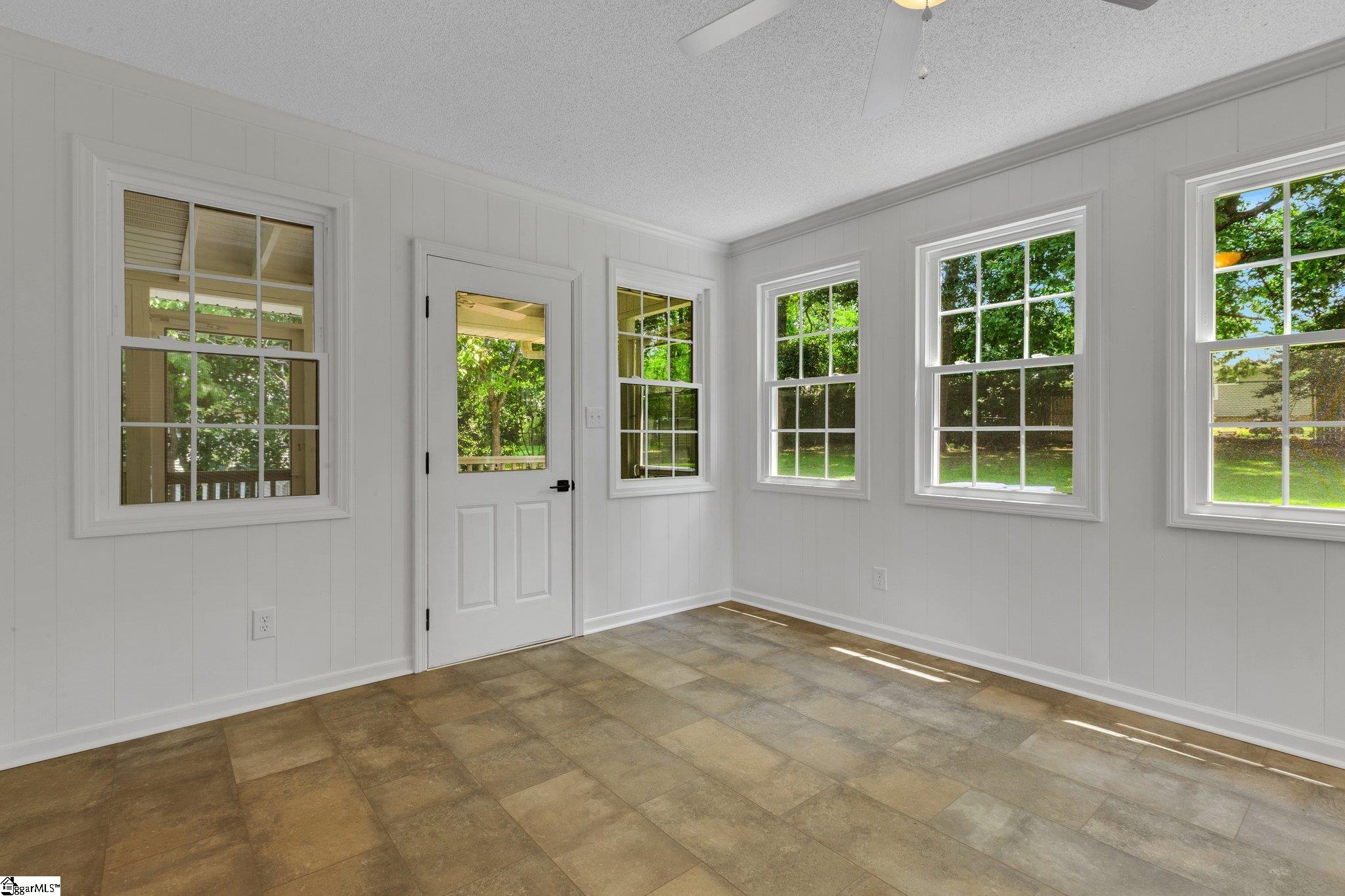 10 Wildwood Road Greenville, SC 29615 - Photo 22 of 40 Gallery Image 22